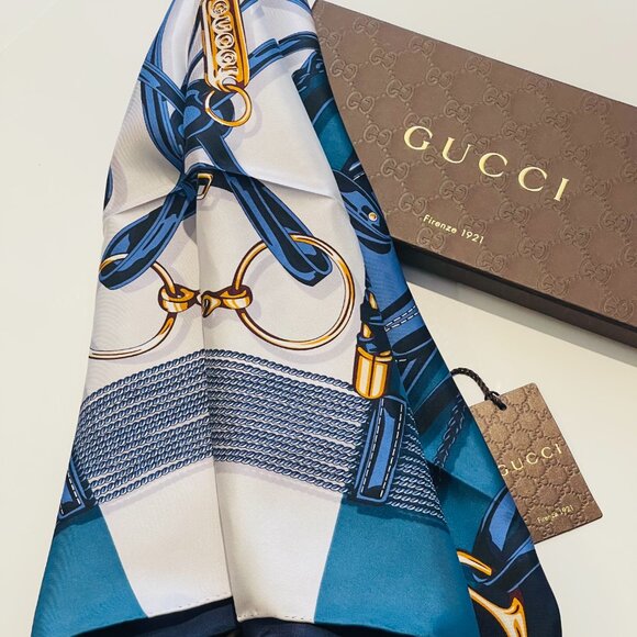 New Gucci Scarf Iconic Equestrian Logo Print Silk Wrap - Picture 1 of 14